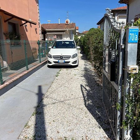 Casa Vacanze Vespucci Torre del Lago Puccini Eksteriør bilde